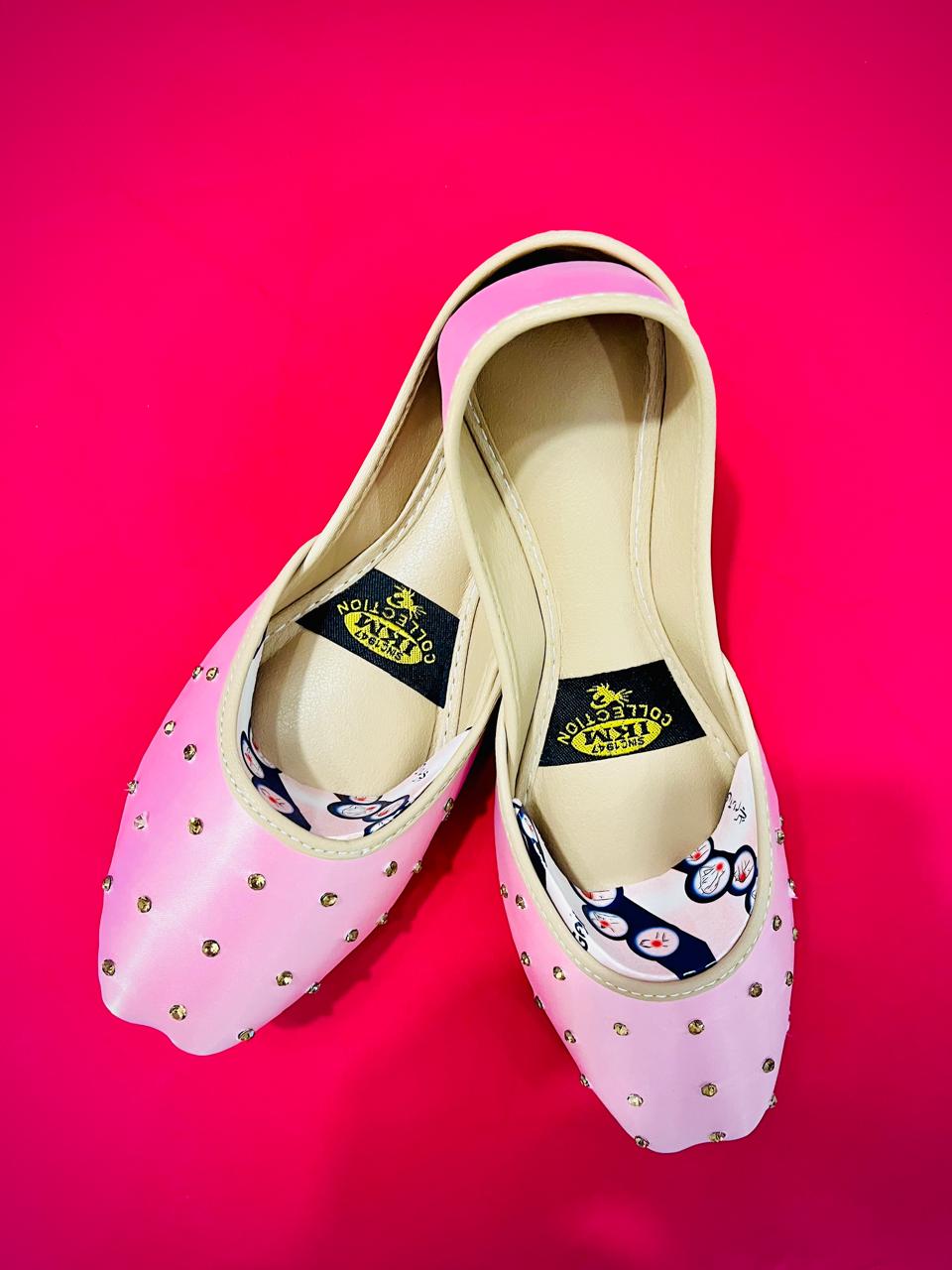 Noor Sitara – Subtle Moti Work Khussa Walk Inn
